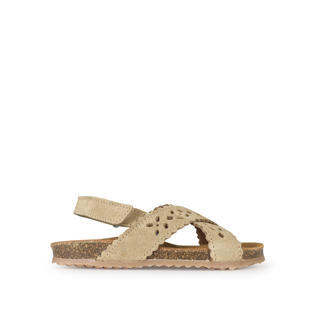 Two Con Me by Pepe - Brown sandal with perforation